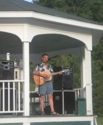 singer in bandstand